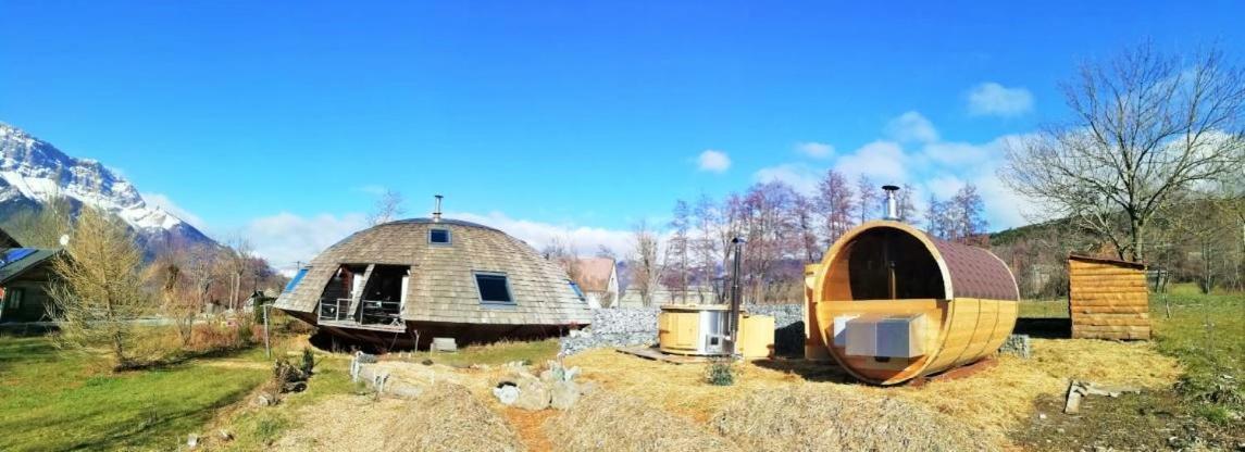 Au-Dela Des Nuages, Maison D'Hotes Insolite & Spa Aubessagne Zewnętrze zdjęcie