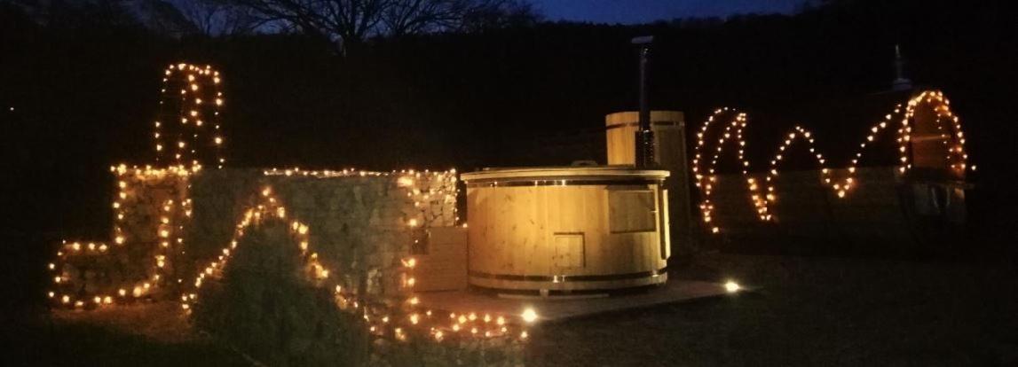 Au-Dela Des Nuages, Maison D'Hotes Insolite & Spa Aubessagne Zewnętrze zdjęcie
