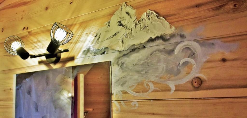Au-Dela Des Nuages, Maison D'Hotes Insolite & Spa Aubessagne Zewnętrze zdjęcie