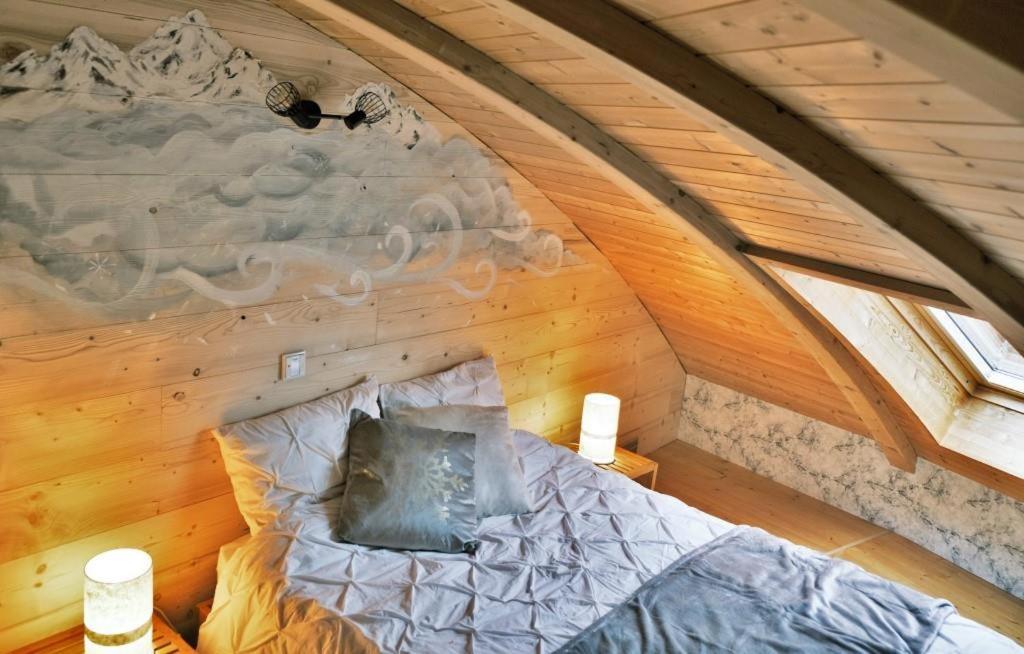 Au-Dela Des Nuages, Maison D'Hotes Insolite & Spa Aubessagne Zewnętrze zdjęcie