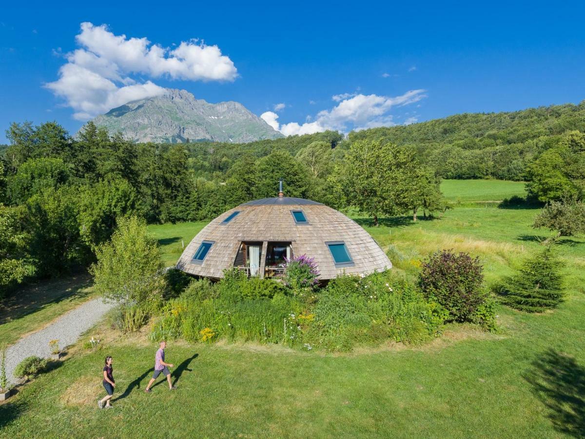 Au-Dela Des Nuages, Maison D'Hotes Insolite & Spa Aubessagne Zewnętrze zdjęcie