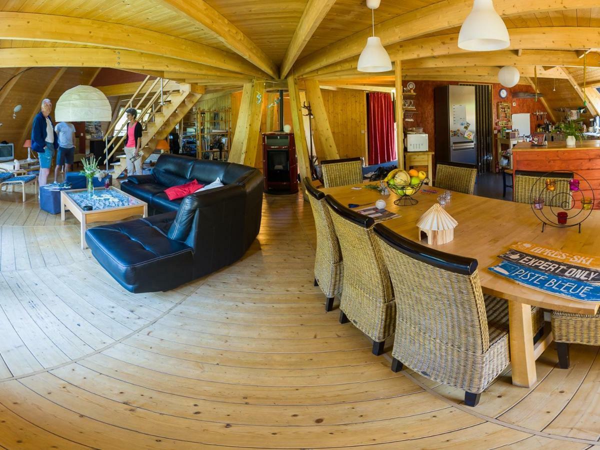 Au-Dela Des Nuages, Maison D'Hotes Insolite & Spa Aubessagne Zewnętrze zdjęcie